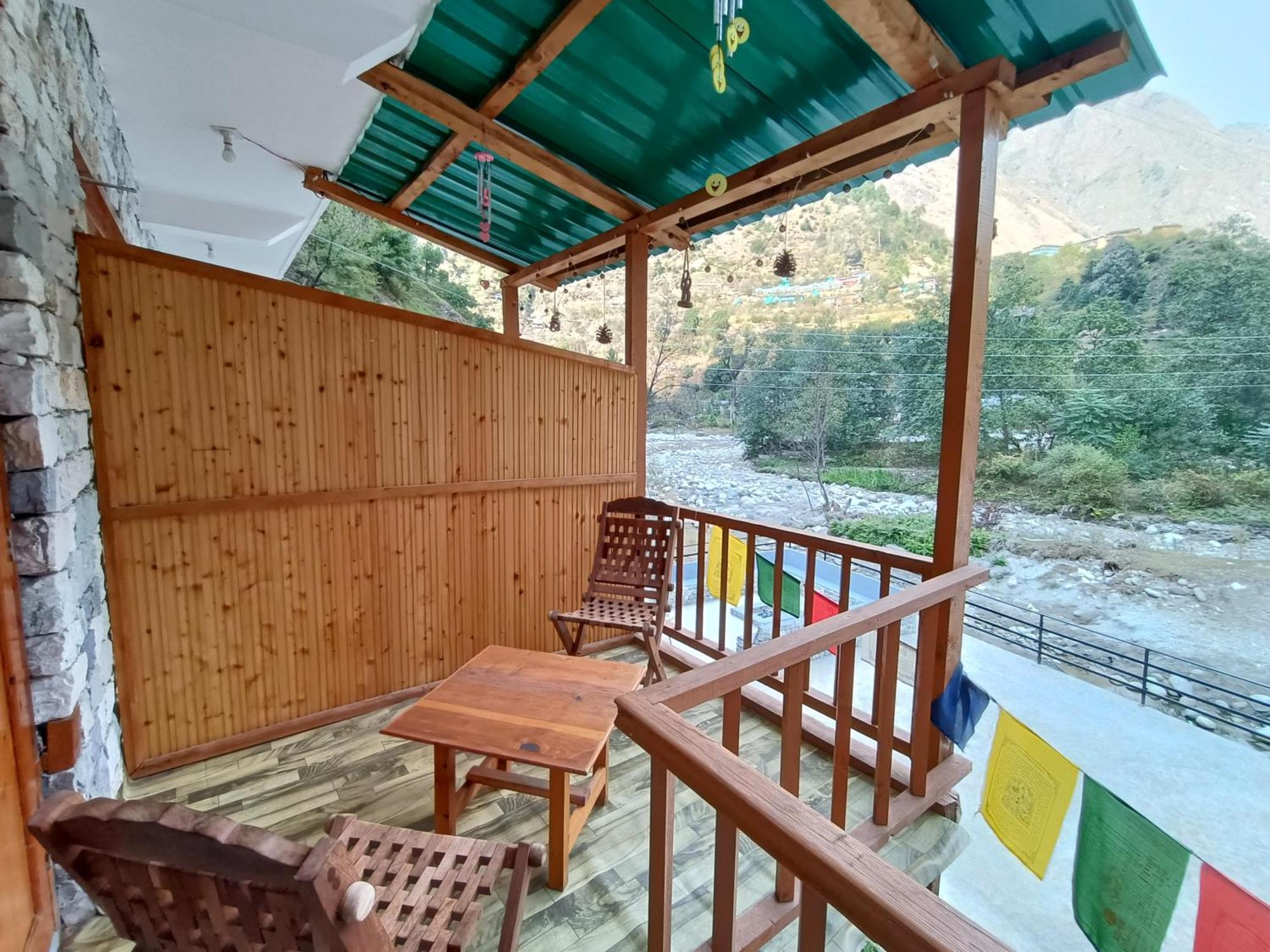 Sharda Resort-Tirthan Valley Banjār Exterior foto