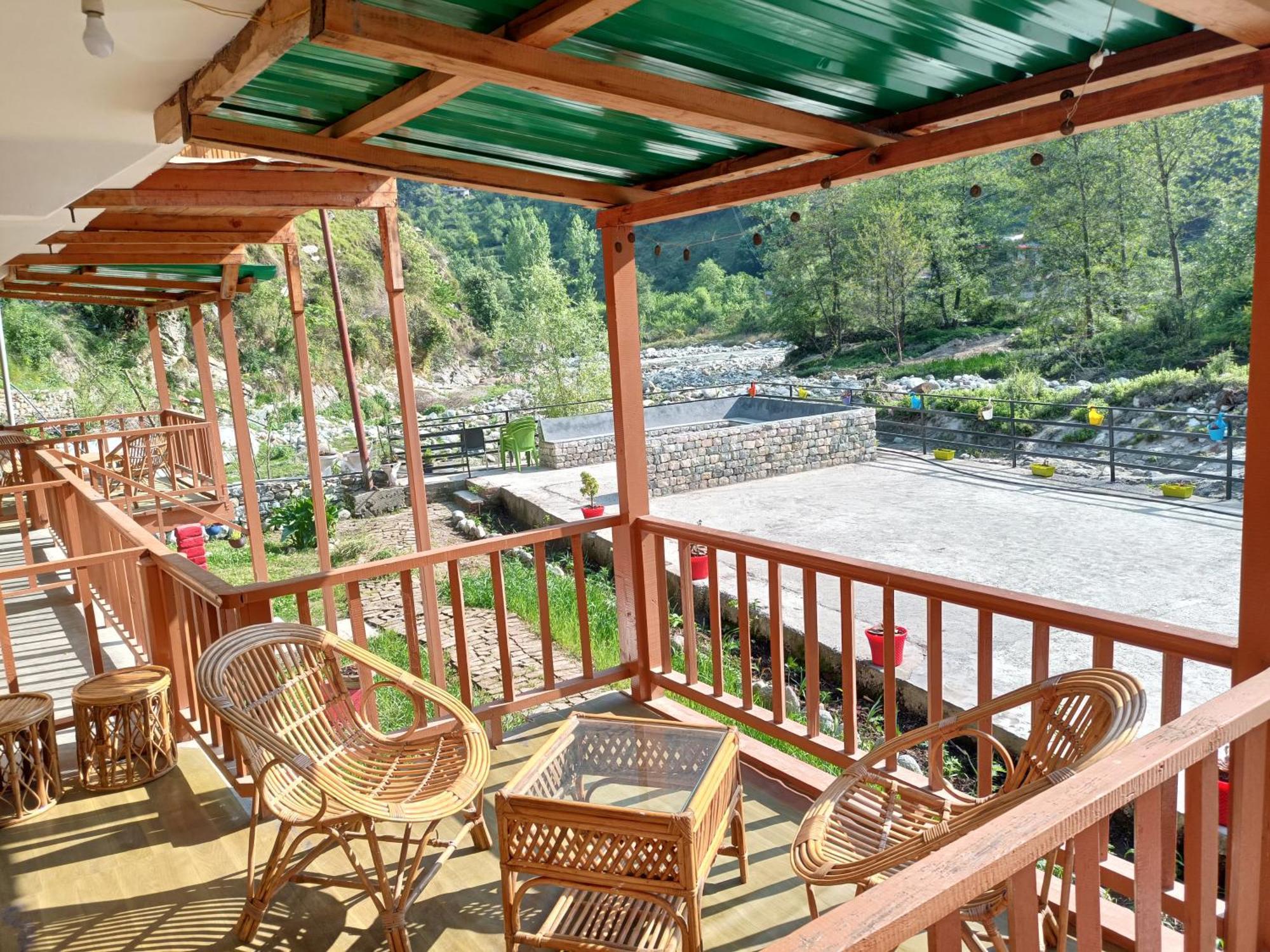 Sharda Resort-Tirthan Valley Banjār Exterior foto